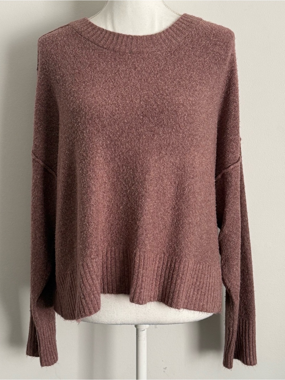 American Eagle Women’s Mauve Brown Oversized Crewneck Sweater Size Large